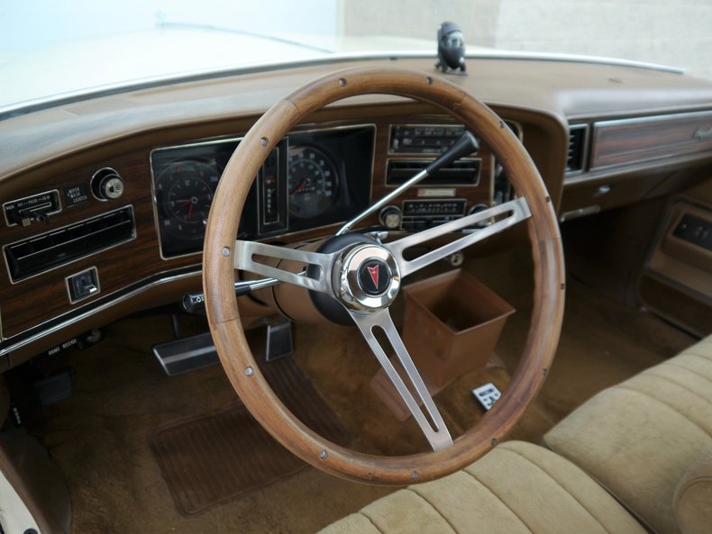 484760c1f07b0 low res 1976 pontiac bonneville brougham