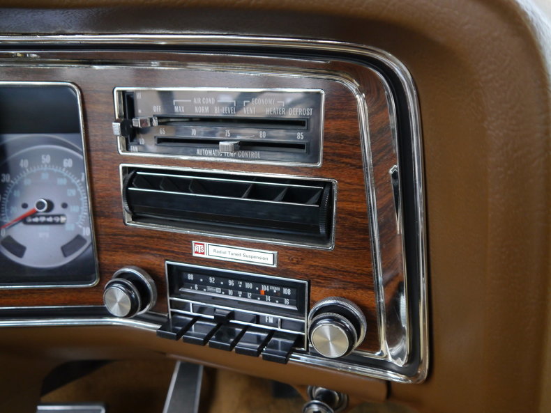 484793699c7e7 low res 1976 pontiac bonneville brougham