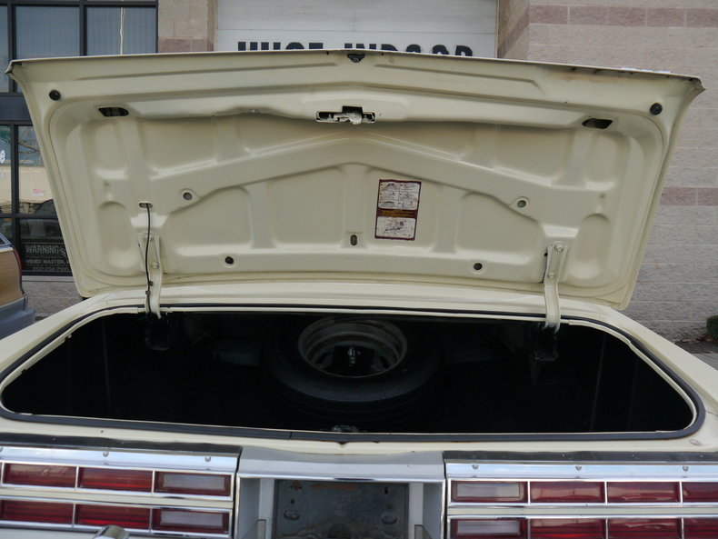 487903d07bc8d low res 1976 pontiac bonneville brougham
