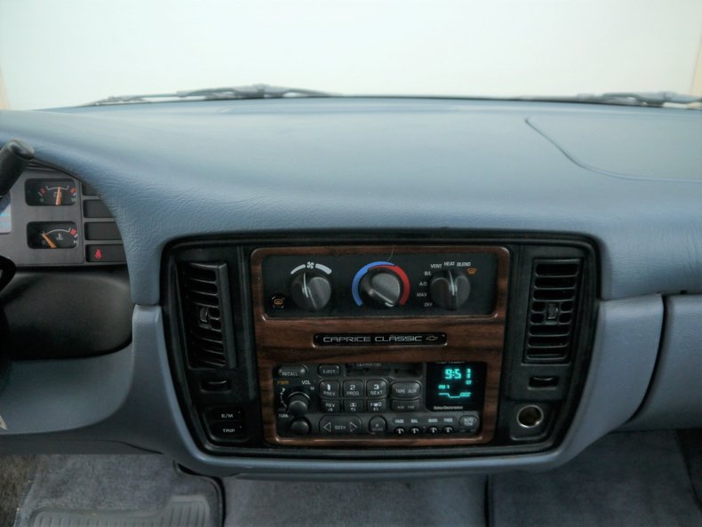 4841196ede5a4 low res 1995 chevrolet caprice classic station wagon