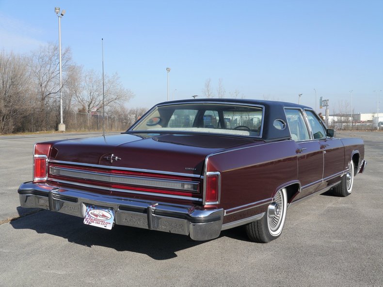 489251d495892 low res 1979 lincoln town car