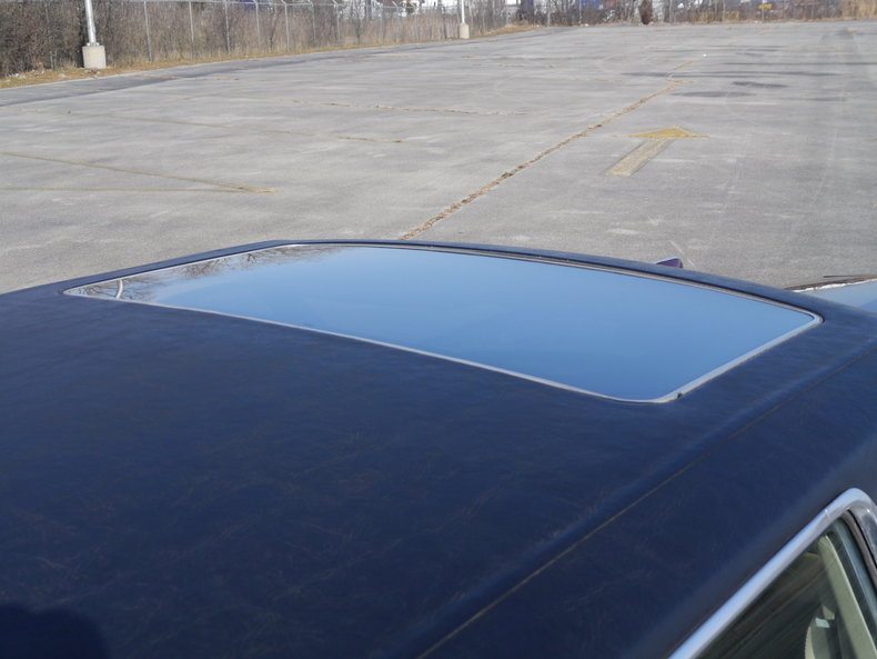 48930307f6846 low res 1979 lincoln town car