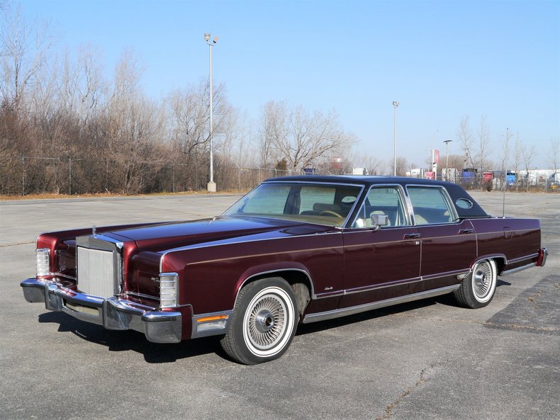 48944764c3f3d low res 1979 lincoln town car