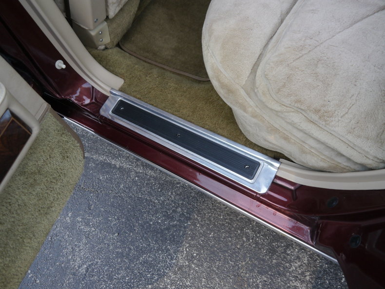 48997131d5ee1 low res 1979 lincoln town car