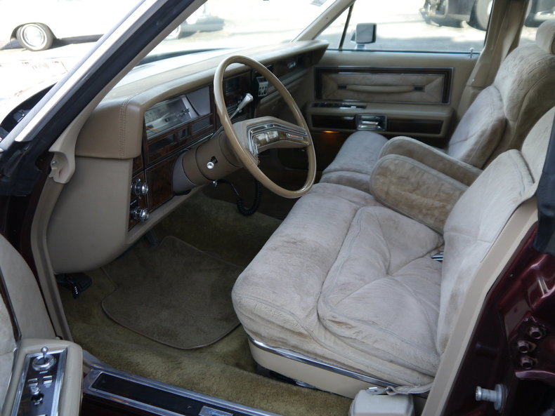 49000402f743b low res 1979 lincoln town car