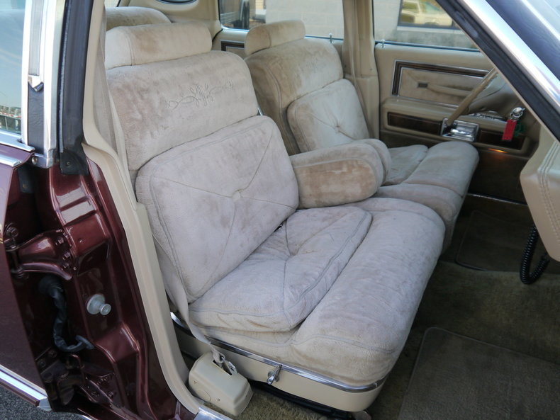 490065f2a598c low res 1979 lincoln town car