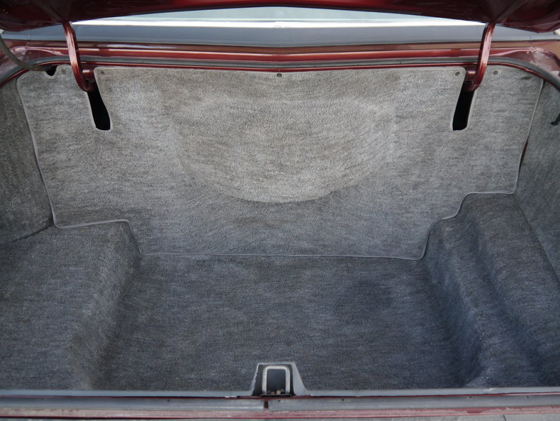 490175faec10e low res 1979 lincoln town car