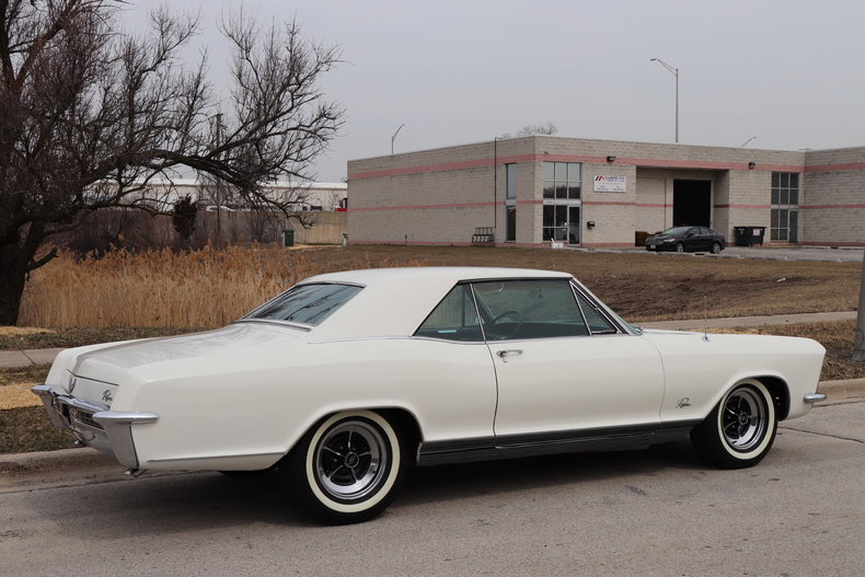 5075673588cdb low res 1965 buick riviera