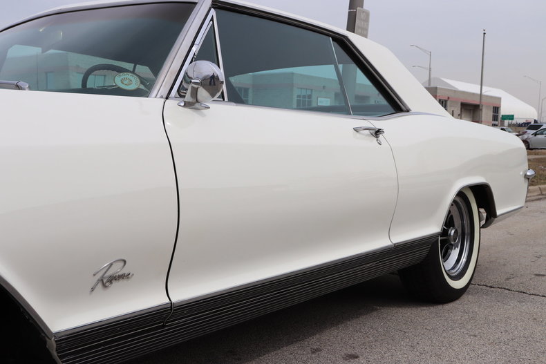 507785200237c low res 1965 buick riviera