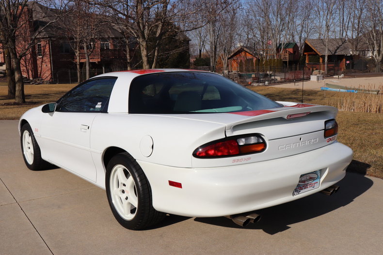 4988941f5d204 low res 1997 chevrolet camaro z28