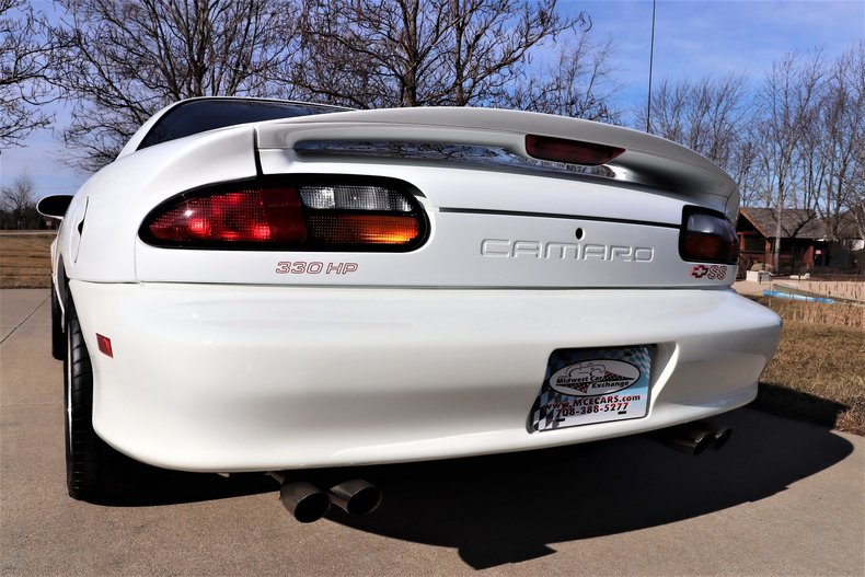 4990187e88249 low res 1997 chevrolet camaro z28