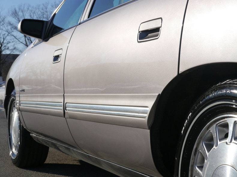 501248cefbaba low res 1997 cadillac deville