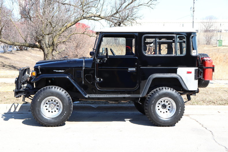 50572af5e3a04 low res 1977 toyota land cruiser
