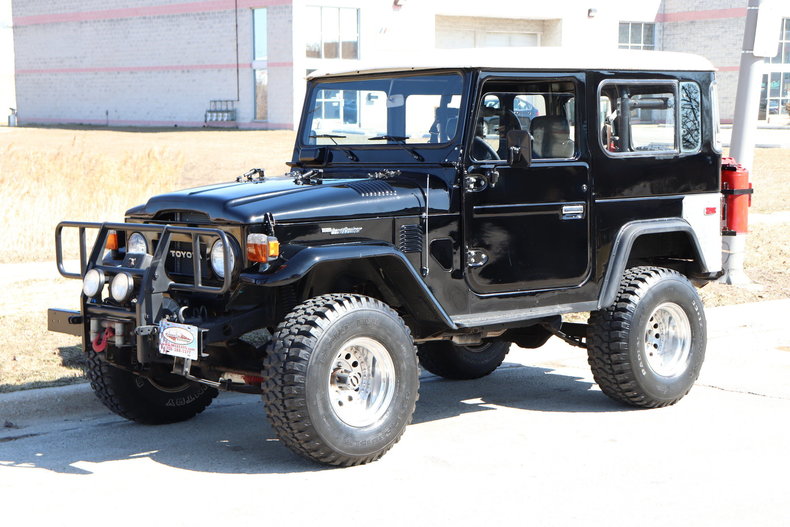 50575d0e34cef low res 1977 toyota land cruiser