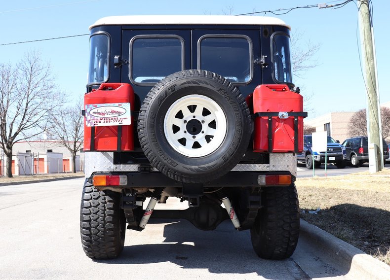 5059529124b17 low res 1977 toyota land cruiser