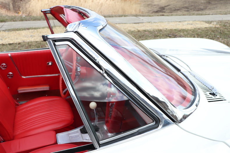51040a8389765 low res 1963 chevrolet corvette convertible