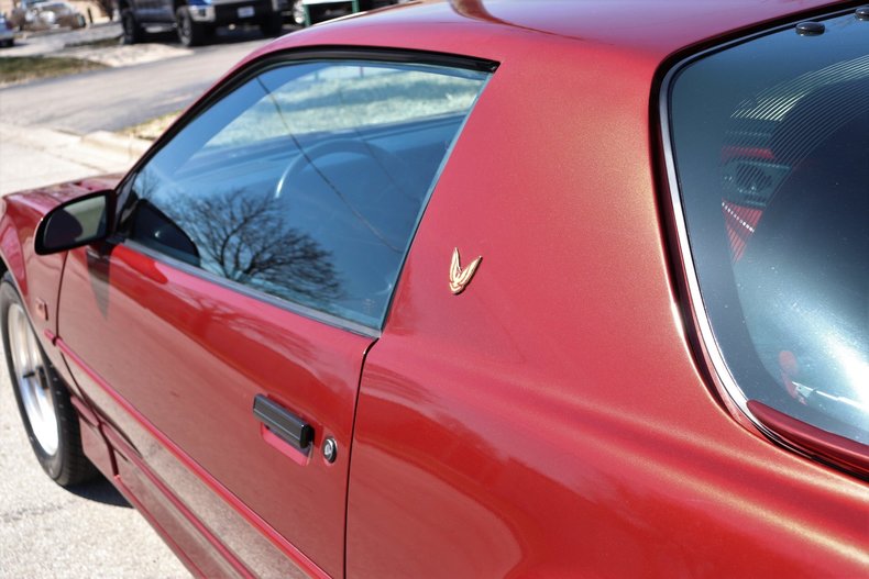 51367ca3318e0 low res 1987 pontiac trans am gta