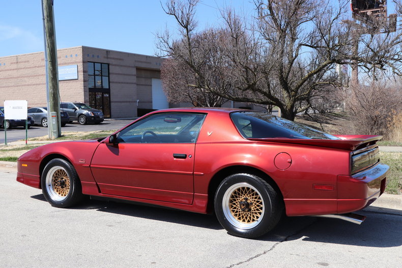 513705a2a5935 low res 1987 pontiac trans am gta
