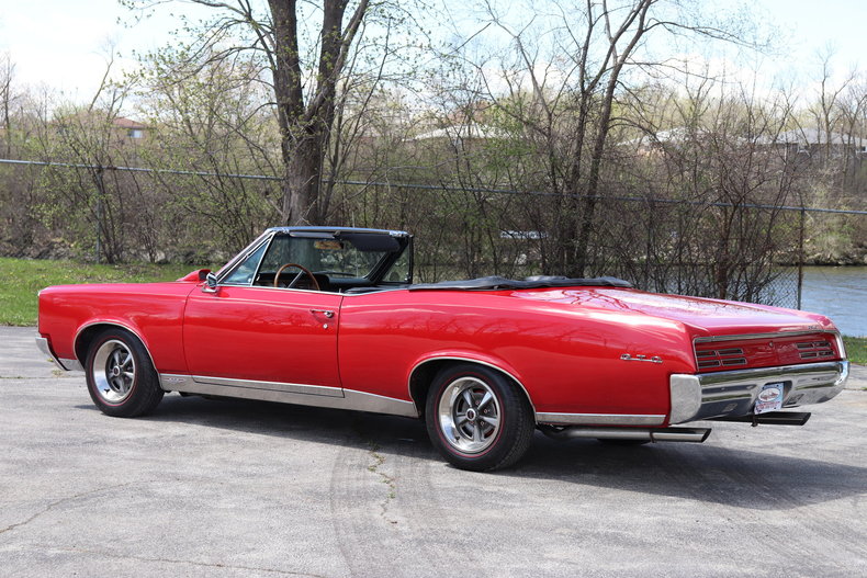 51975077ed650 low res 1967 pontiac gto convertible