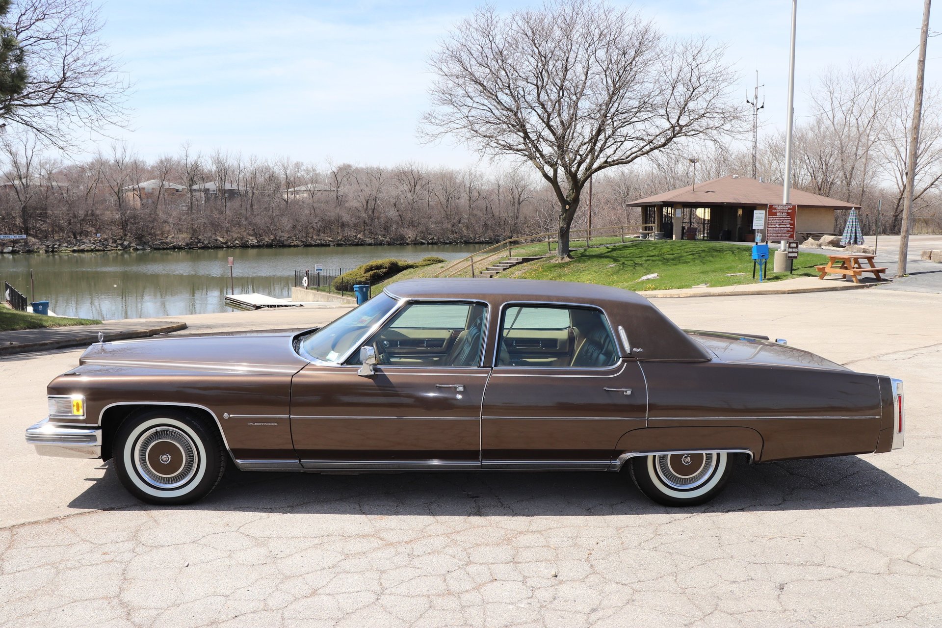 51574bf594422 hd 1976 cadillac fleetwood brougham