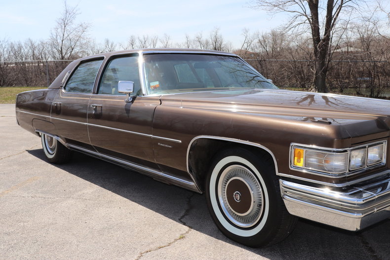 51602b532063e low res 1976 cadillac fleetwood brougham