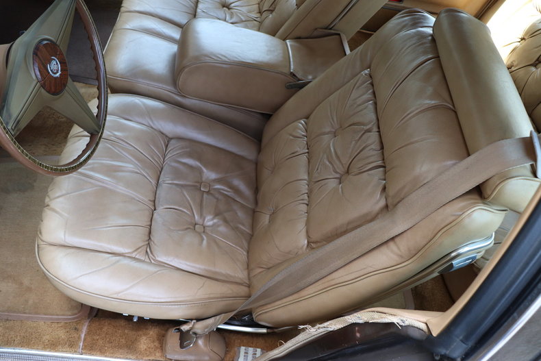 516279df2e2c6 low res 1976 cadillac fleetwood brougham