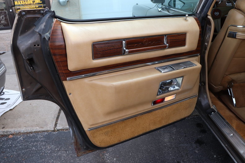 516391bd50206 low res 1976 cadillac fleetwood brougham