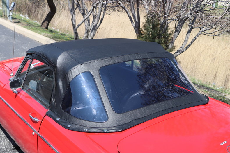 51755ba8a797a low res 1969 mg mgb