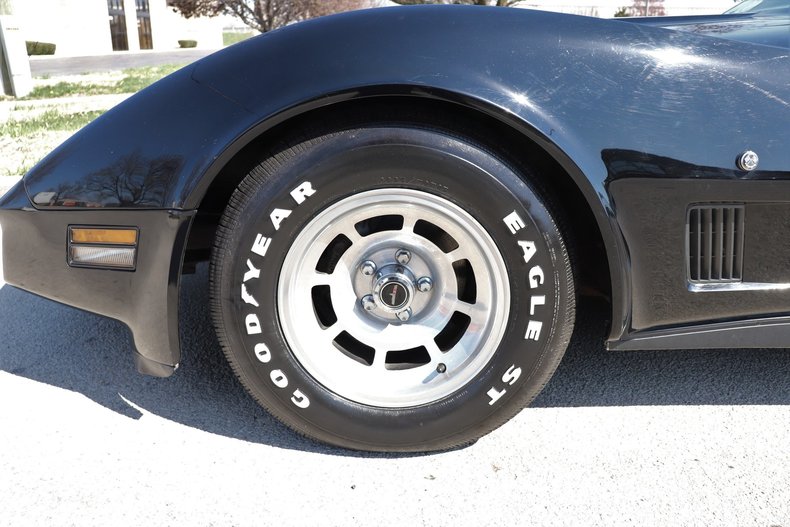 518269f651368 low res 1981 chevrolet corvette