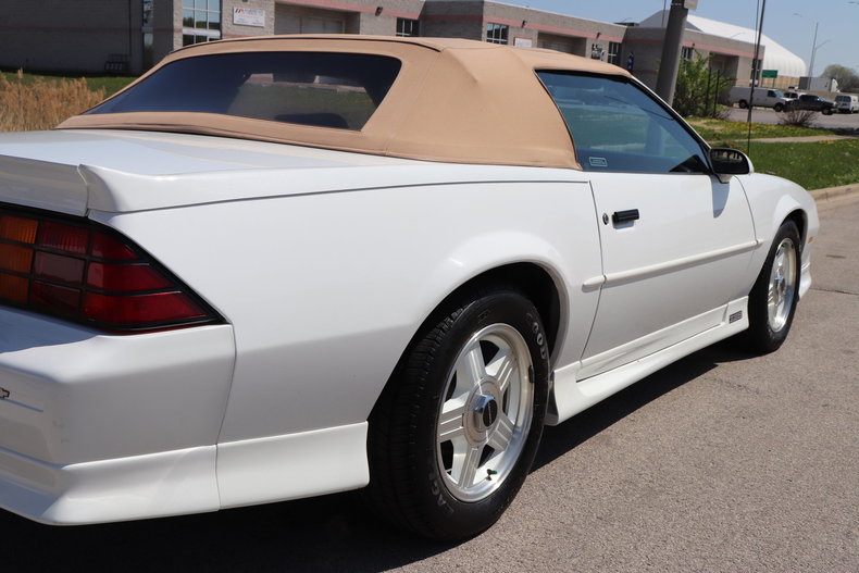 521199074077c low res 1992 chevrolet camaro