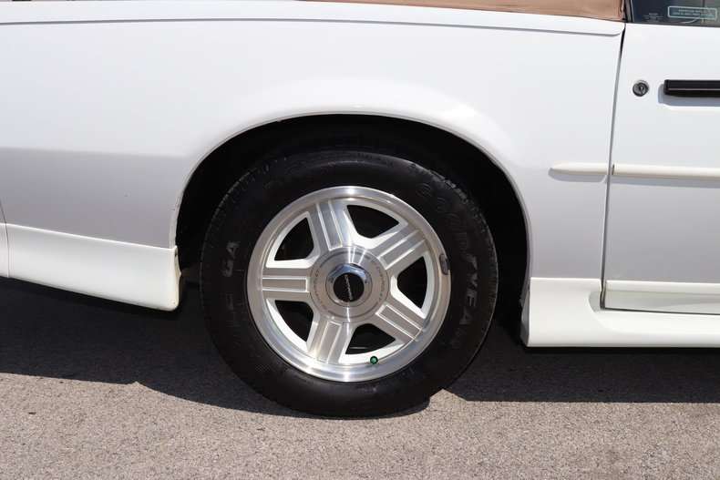 5212189452202 low res 1992 chevrolet camaro