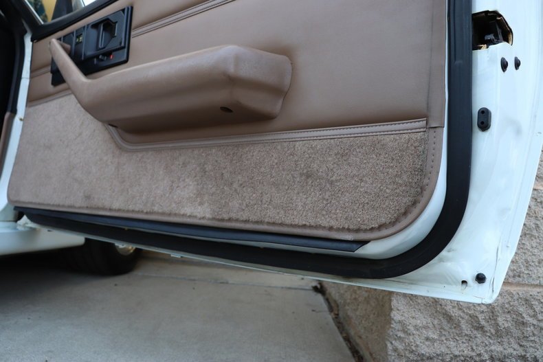 5217261712340 low res 1992 chevrolet camaro