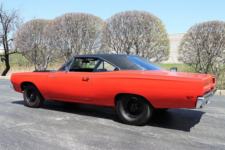 522526b1d5d99 low res 1969 plymouth roadrunner