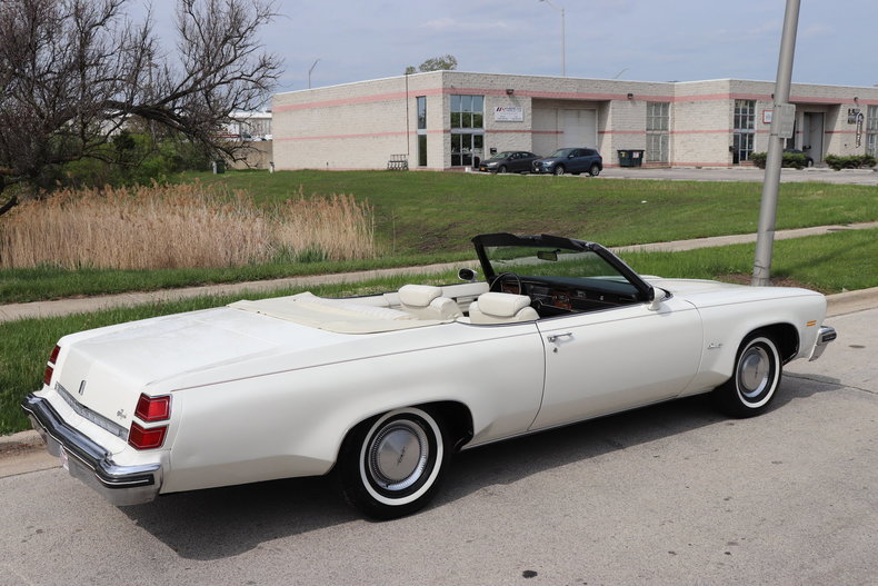 52312255526b1 low res 1974 oldsmobile delta 88 royale convertible