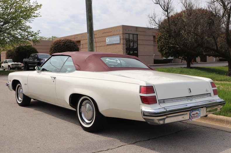 523486ebcd520 low res 1974 oldsmobile delta 88 royale convertible