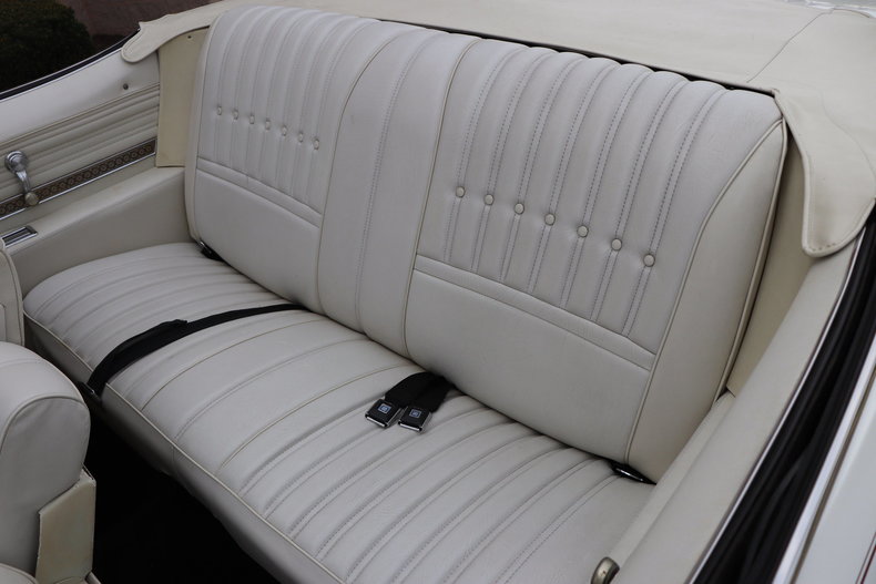 523760943e11d low res 1974 oldsmobile delta 88 royale convertible