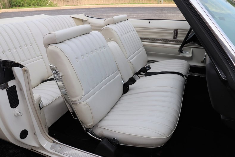 52381b24f1b52 low res 1974 oldsmobile delta 88 royale convertible