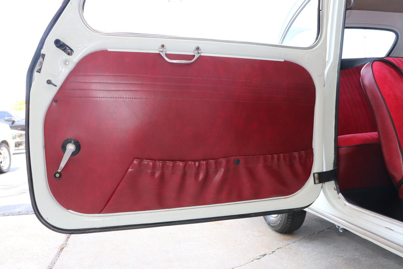 55597db19991a low res 1969 fiat 600d