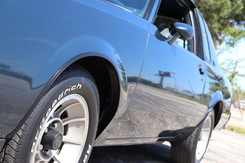 52812fd353db6 low res 1987 buick regal t type