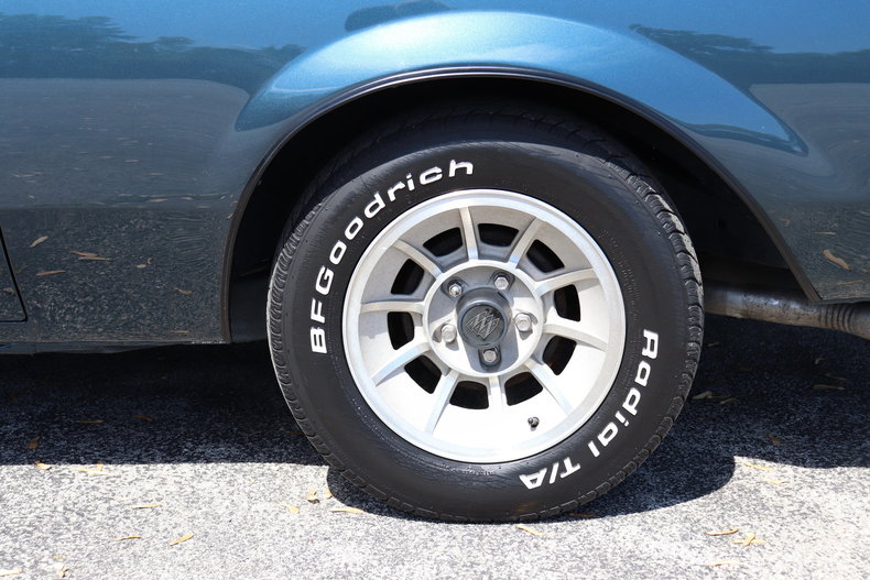 528135b558423 low res 1987 buick regal t type
