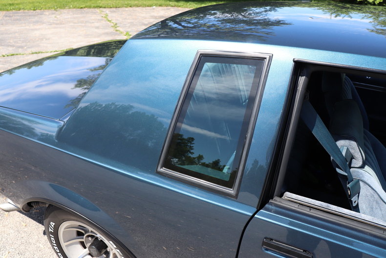 528430565cbb7 low res 1987 buick regal t type