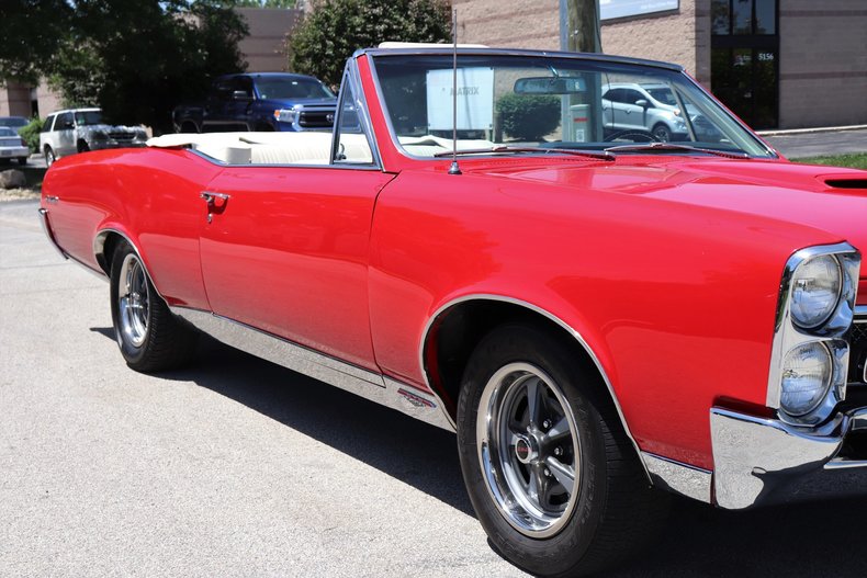 537713026f700 low res 1967 pontiac gto ho