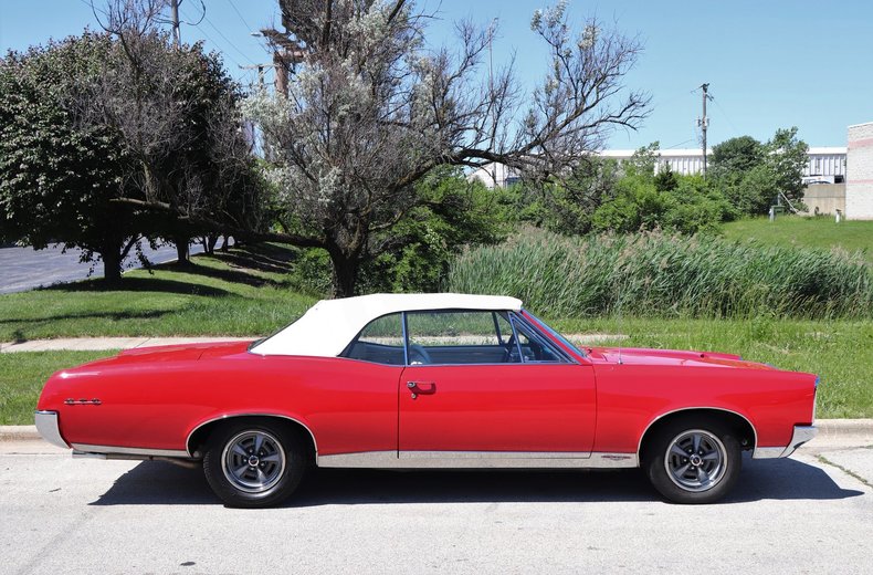 537973286a2f6 low res 1967 pontiac gto ho