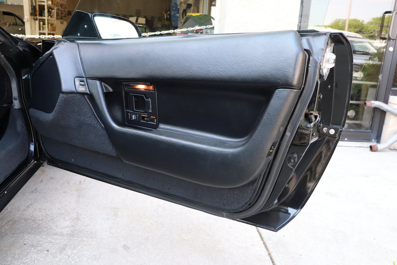 537463fe296fd low res 1990 chevrolet corvette zr1