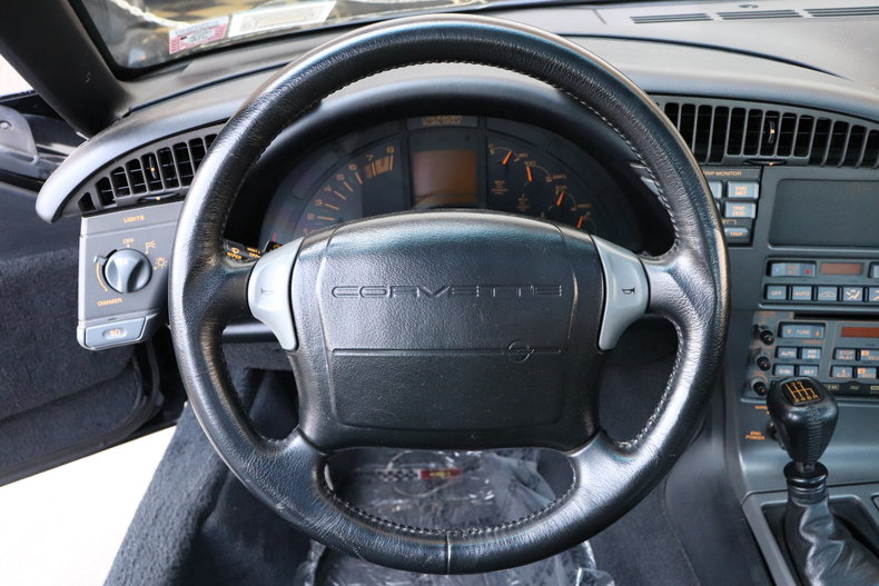 539270aeb68aa low res 1990 chevrolet corvette zr1