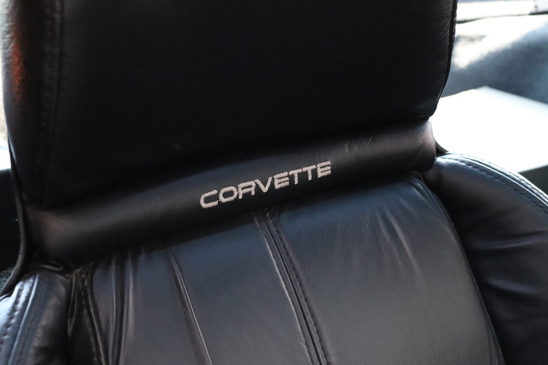 53928e6746fd5 low res 1990 chevrolet corvette zr1