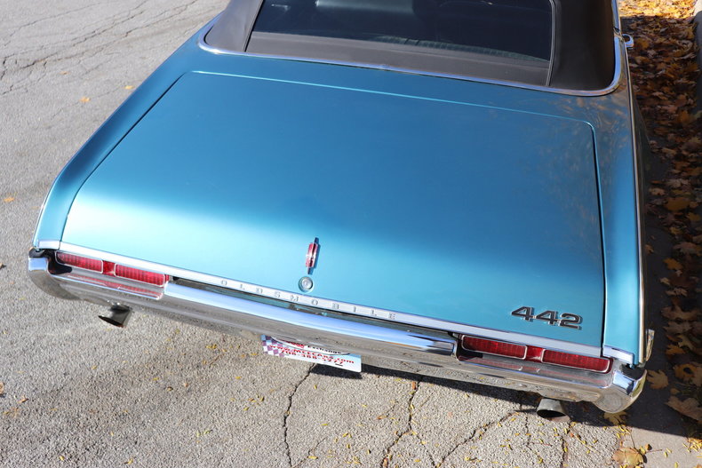 61038c0f10fea low res 1968 oldsmobile 442 convertible