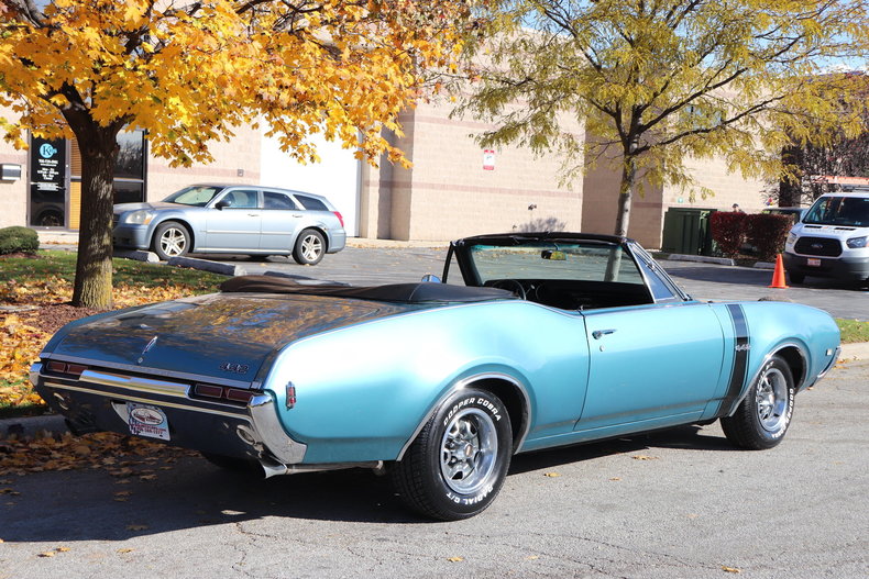 6105044e35033 low res 1968 oldsmobile 442 convertible