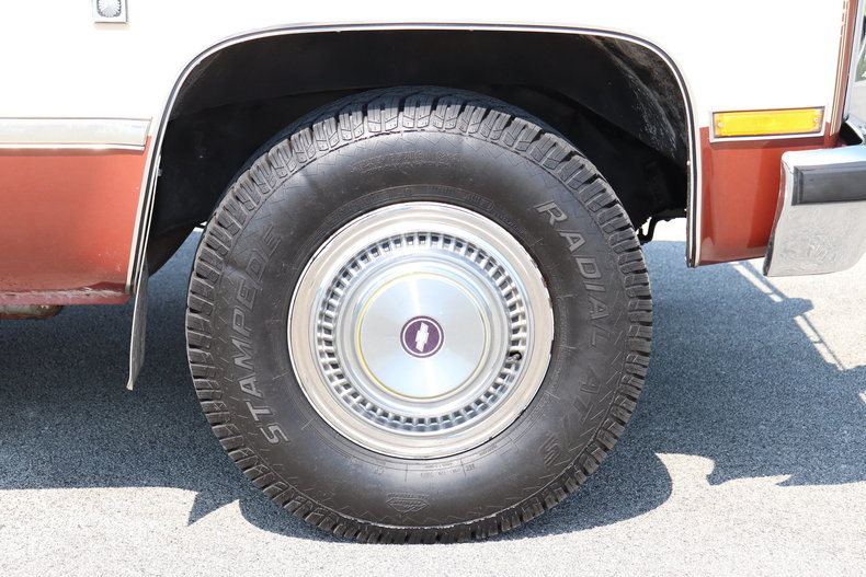 539931833a89c low res 1986 chevrolet suburban
