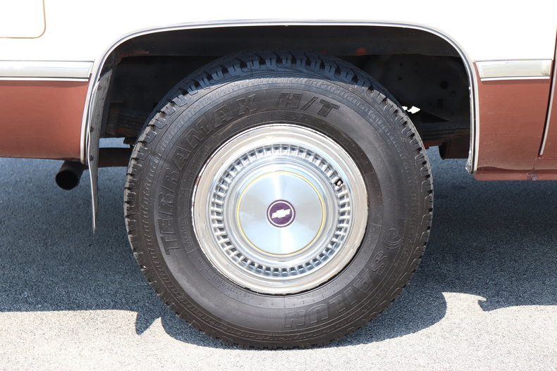 53994b495afe8 low res 1986 chevrolet suburban